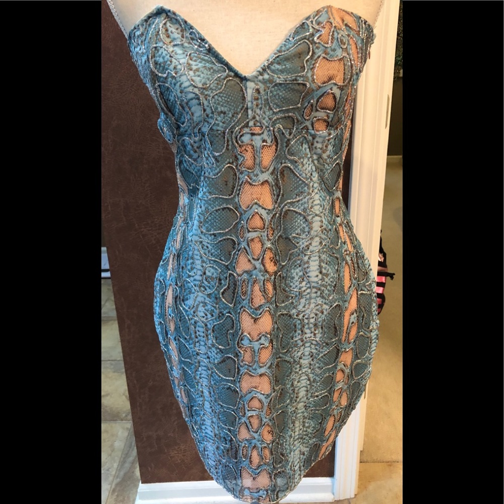 HOLT turquoise snakeskin embellished dress🦋